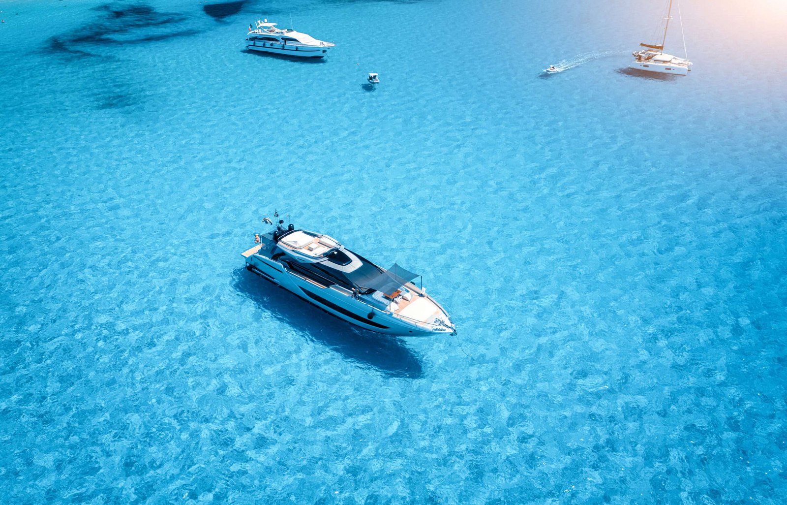 Yacht Charter