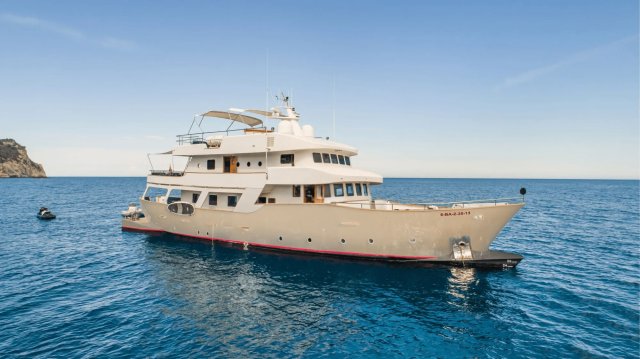 Semaya Exterior