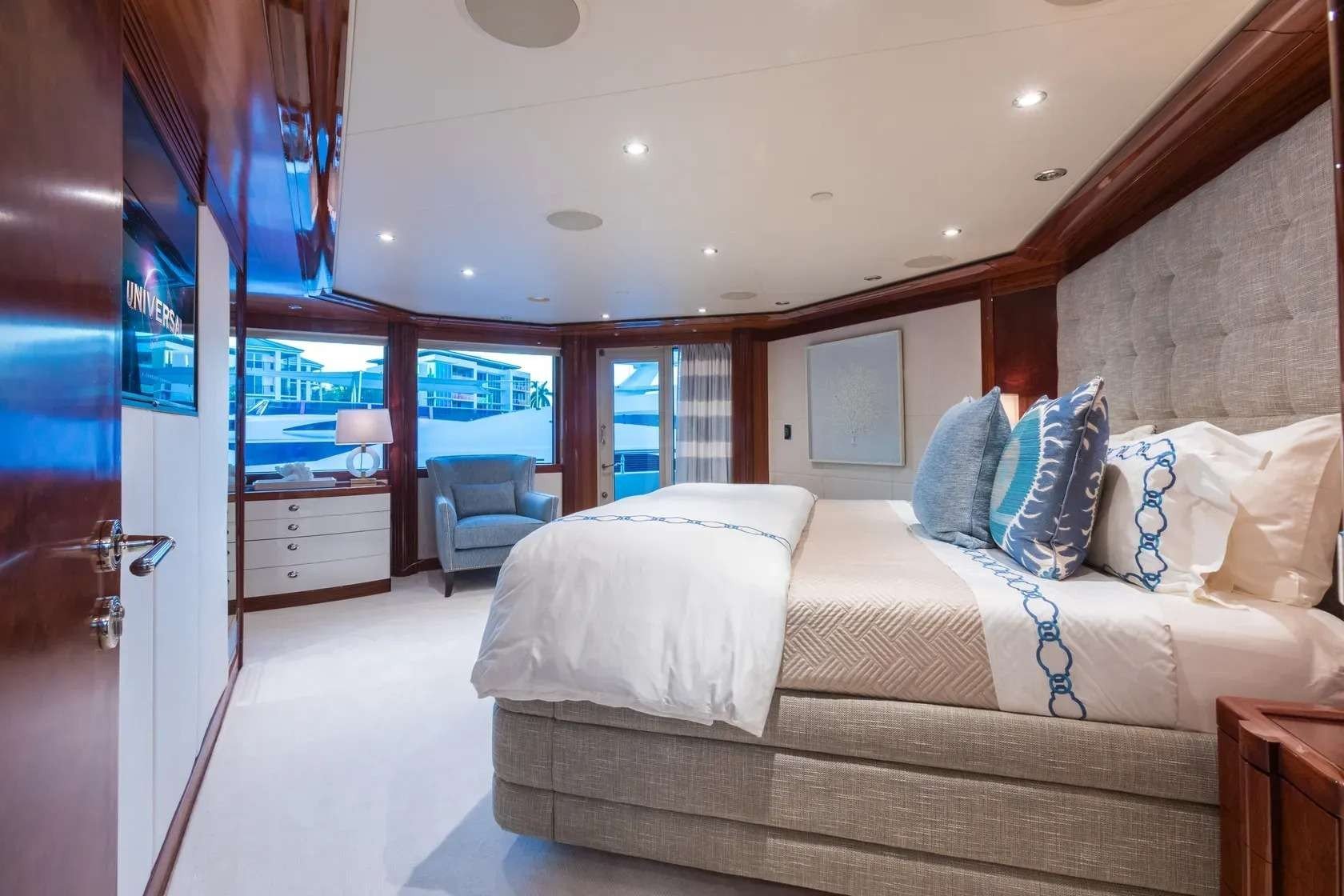 CHASING DAYLIGHT Interior