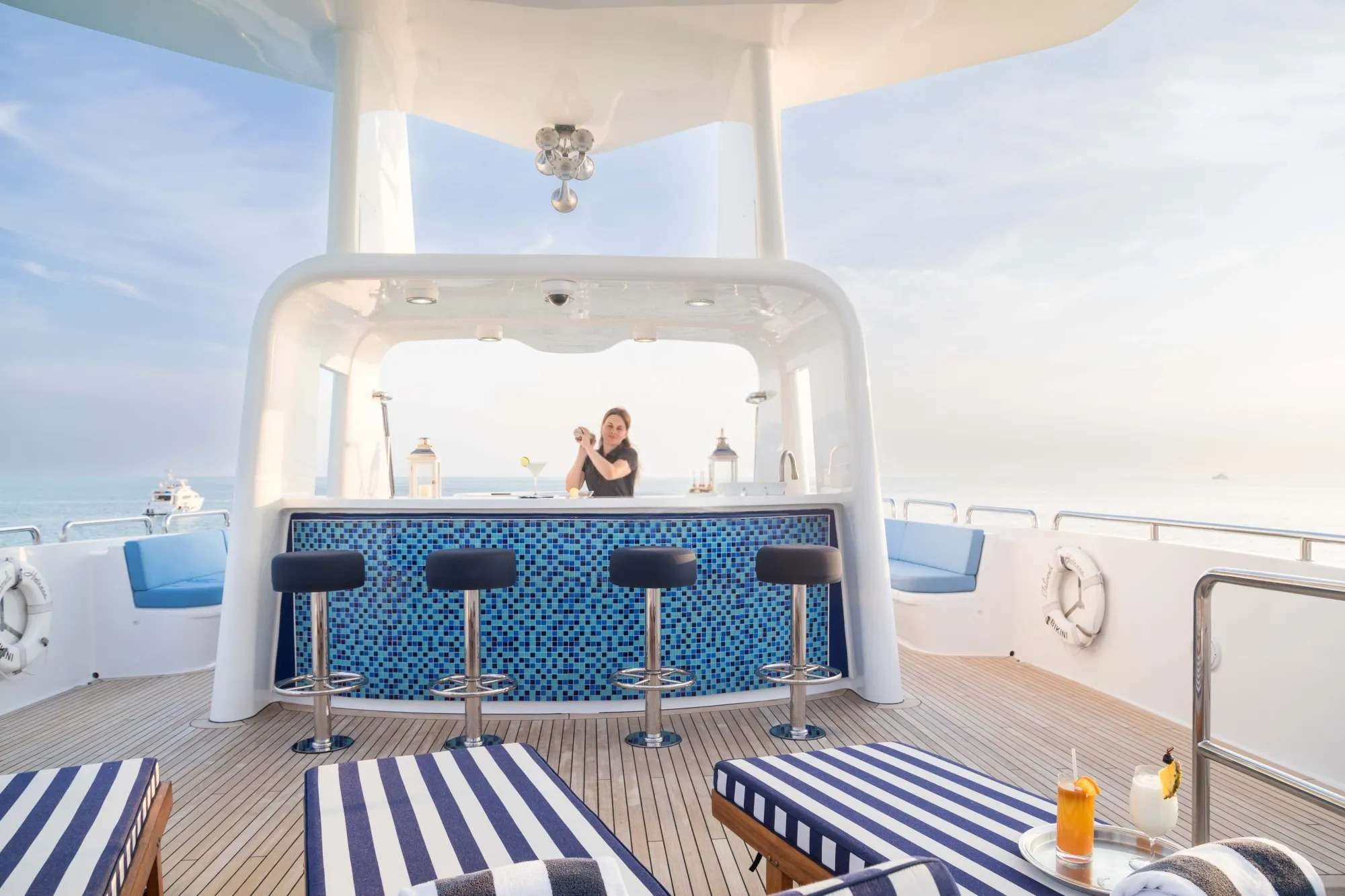 ISLAND HEIRESS Lifestyle