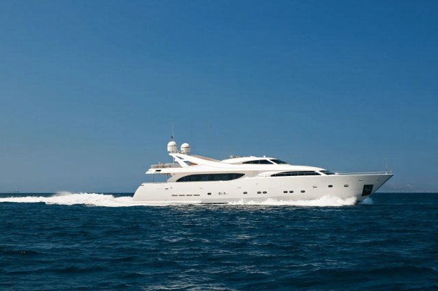 WHISPER V Exterior