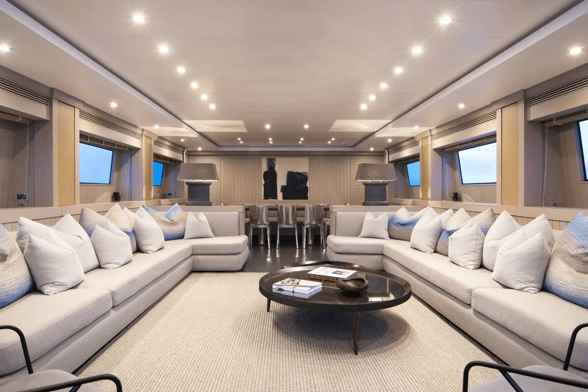 REGINA K Interior
