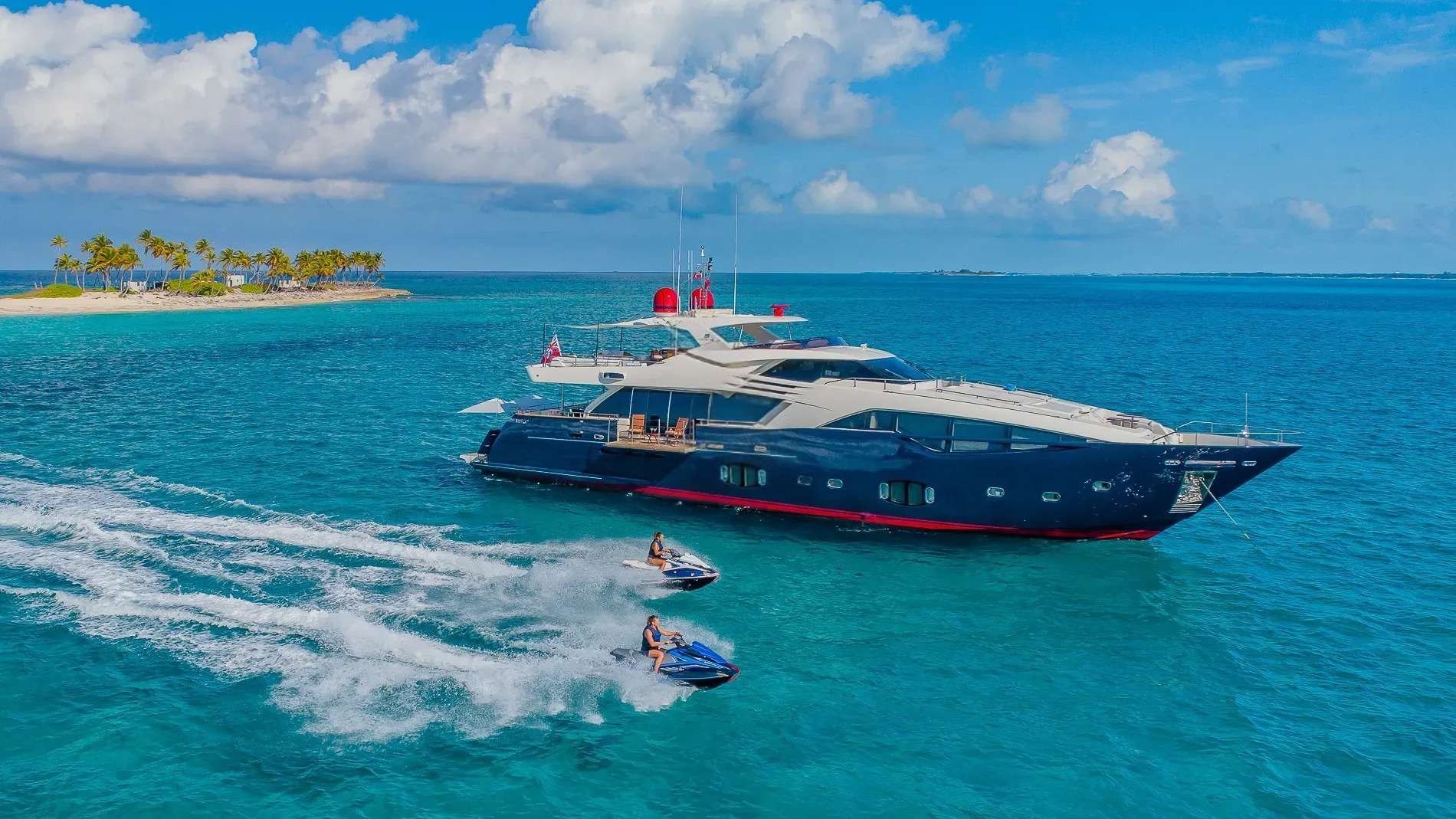 ONE AND ONLY Exterior