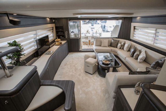 SOFIA D Interior
