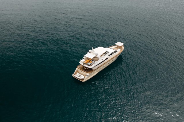 STAR LINK Exterior