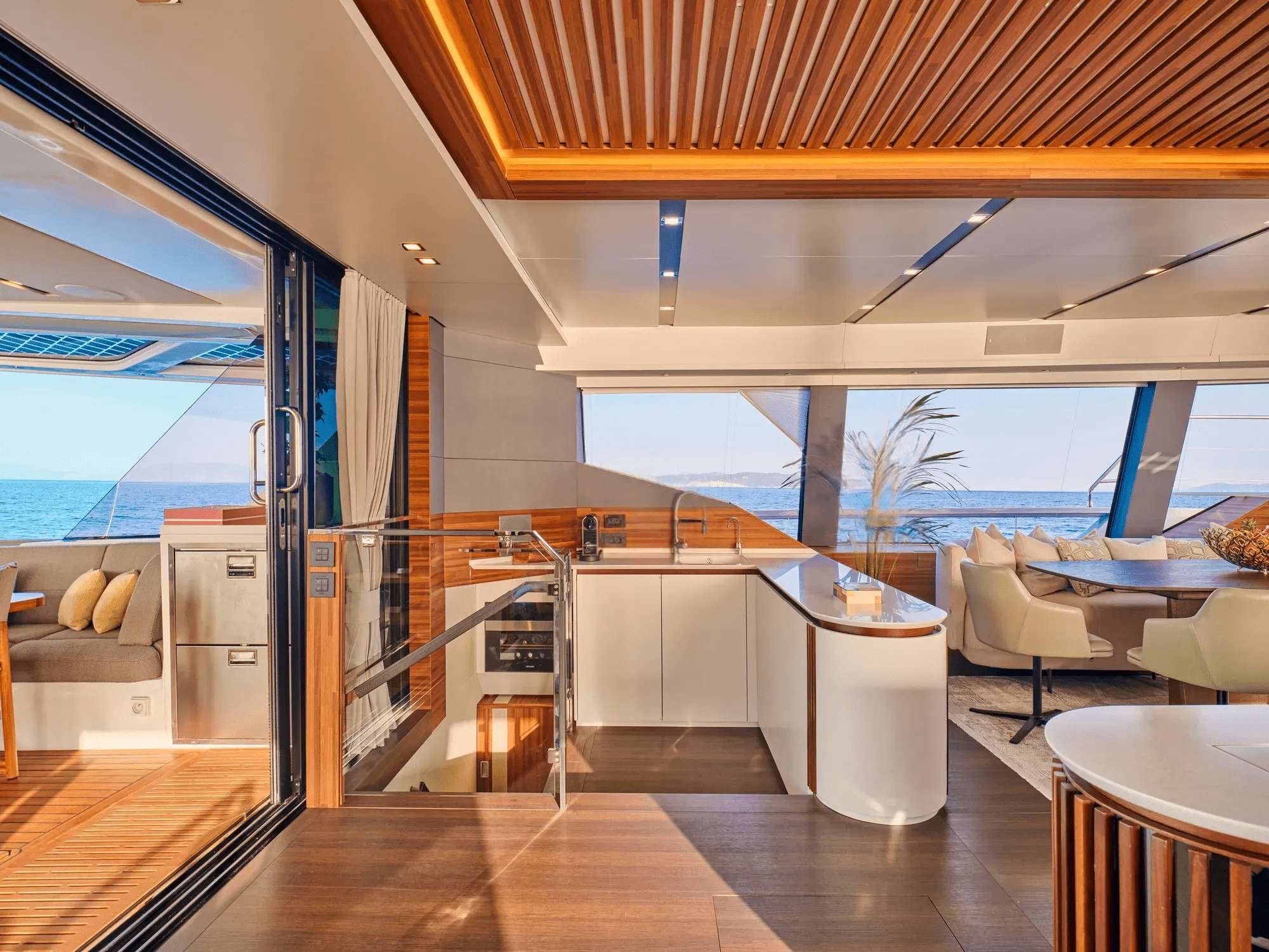 ALOIA 80 Interior