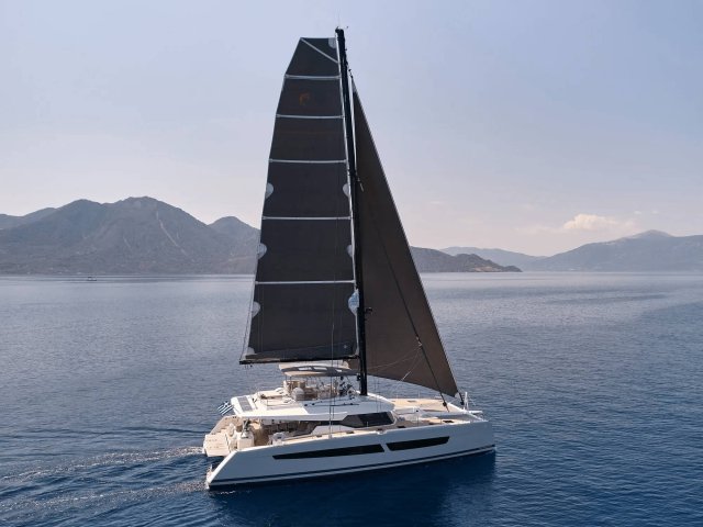 ALEXANDRA II Exterior
