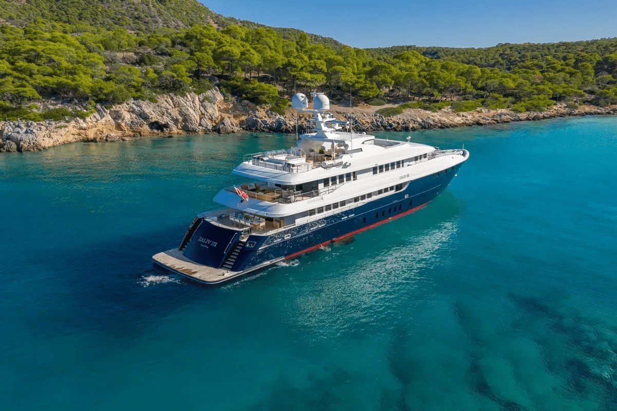 ZALIV III Exterior