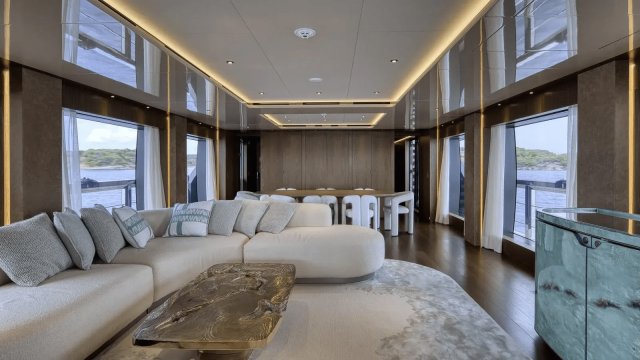MY MISTAKE Interior