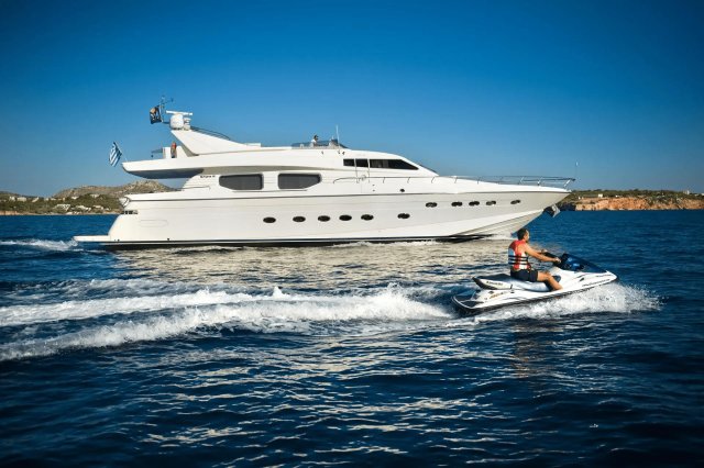 DILIAS Exterior