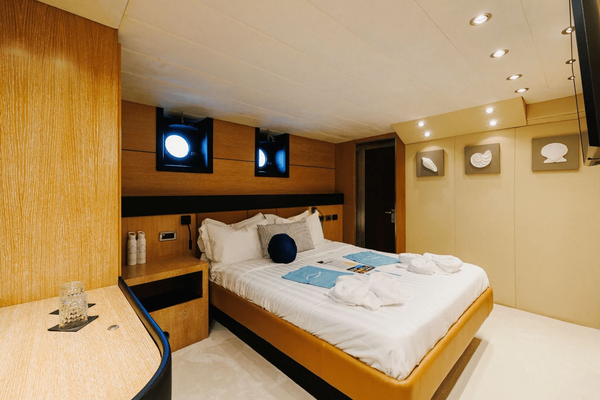 GEMAYA Interior