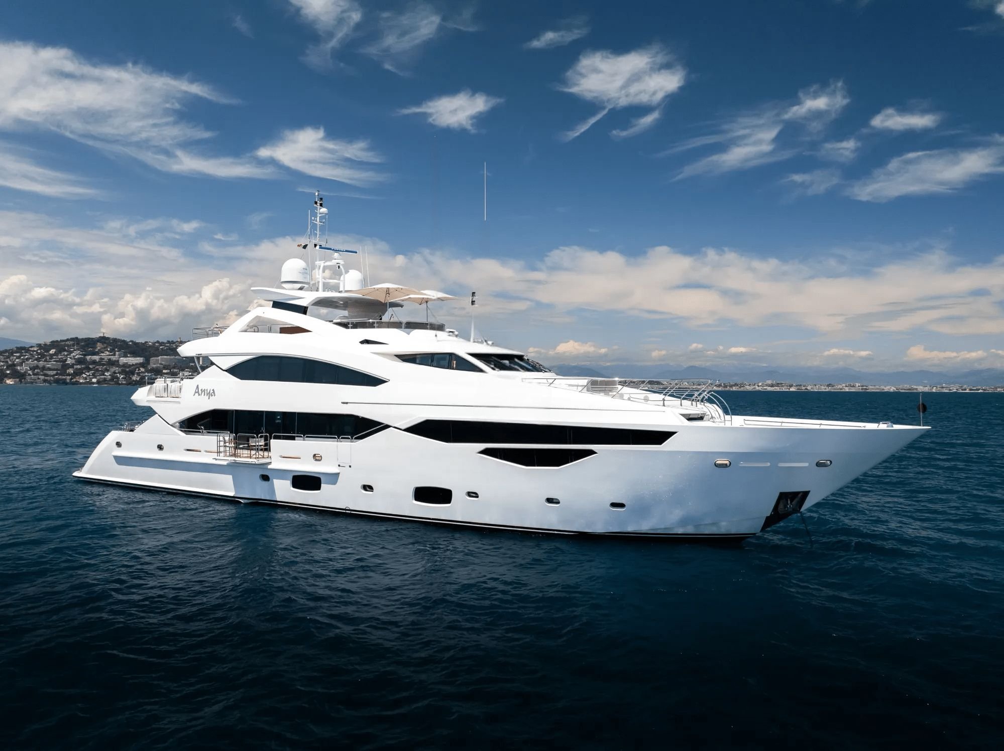 ANYA Exterior