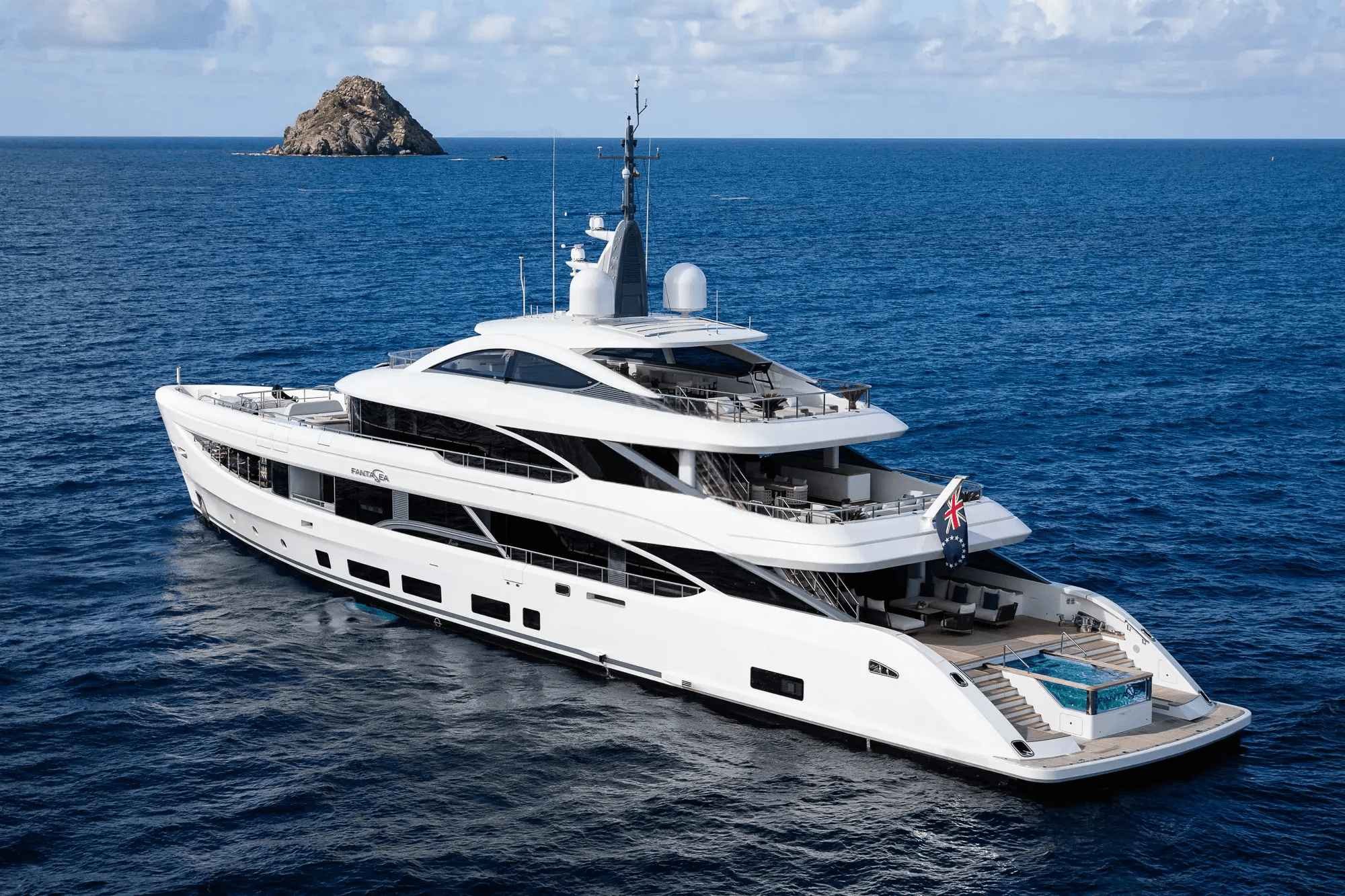 FANTASEA Exterior