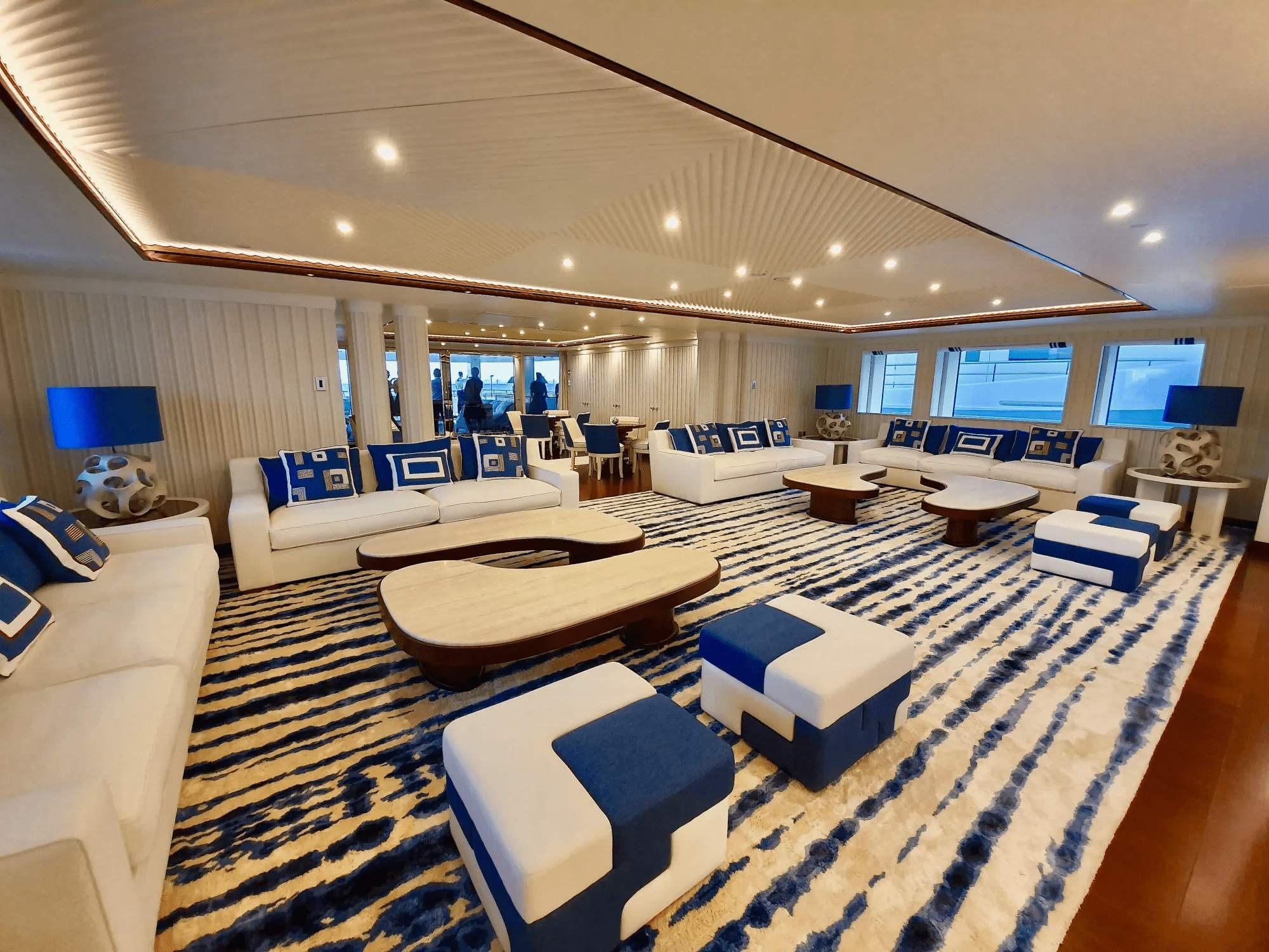 MIMTEE Interior